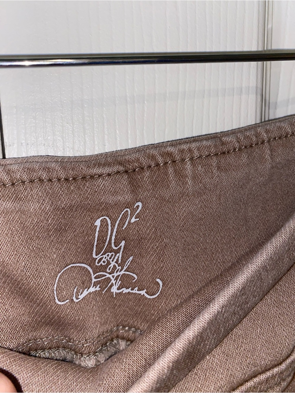 New DG2 by Diane Gilman Tan Bootcut Stretch Jeans - Picture 2 of 9